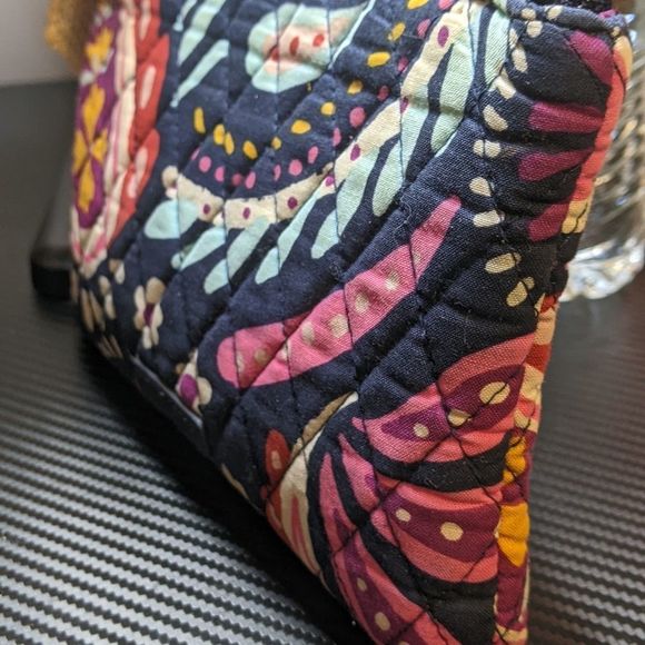 Vera Bradley small bag for makeup floral - Picture 5 of 9